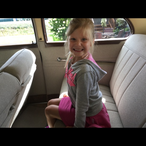 Meet your Posher, Peggy - Picture 6 of 9